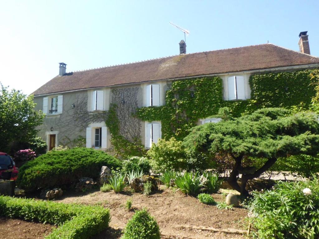 Bed and Breakfast Chambre D'Hotes Le Val Du Chapelain Montigny-la-Resle Zewnętrze zdjęcie