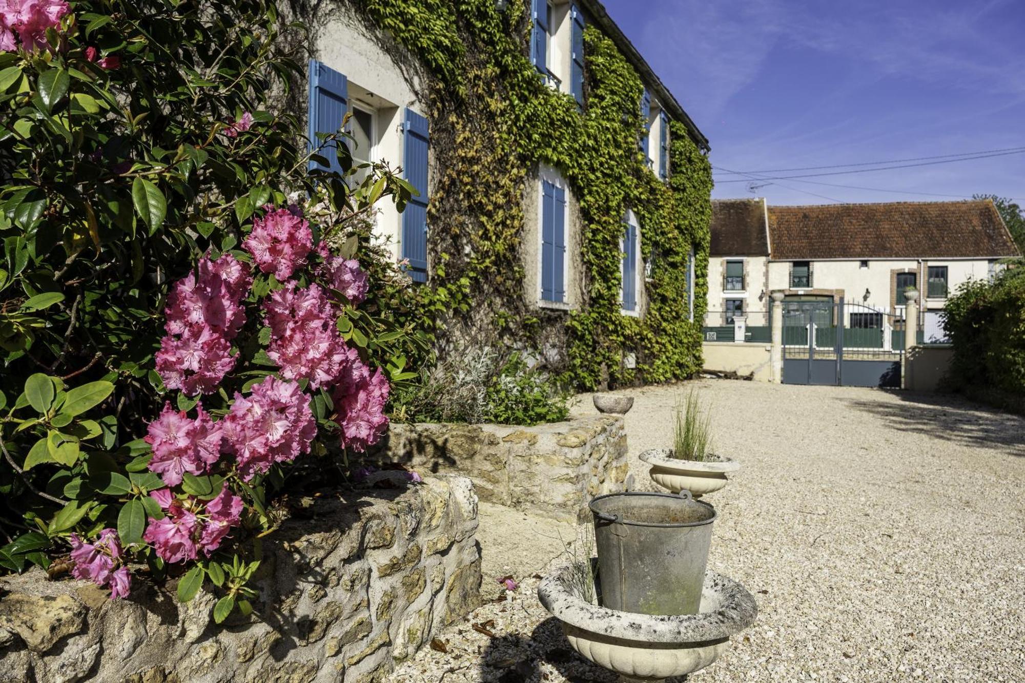 Bed and Breakfast Chambre D'Hotes Le Val Du Chapelain Montigny-la-Resle Zewnętrze zdjęcie